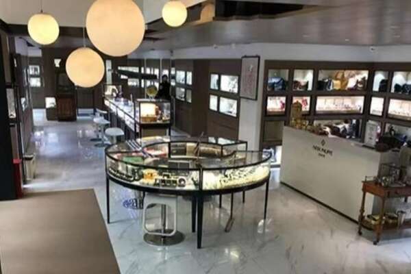 鹤岗市兴山寄卖奢侈品店